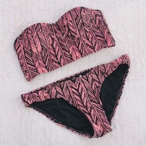 99 Degrees Pink & Black Chevron Print Bikini Set